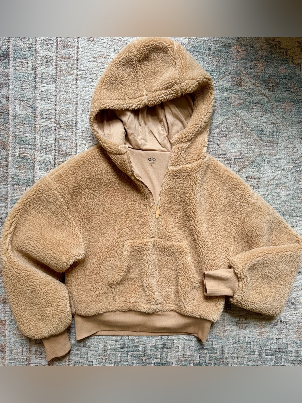 ALO Yoga streetside Sherpa Teddy Fleece Half-Zip Hoodie coat jacket- Camel Sz S